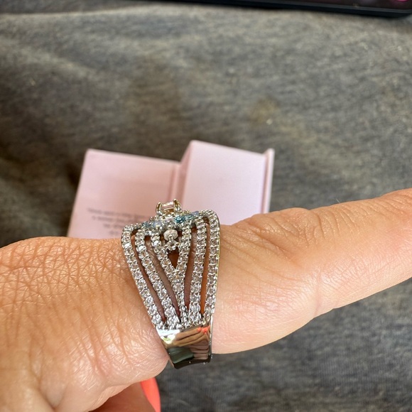 Sophisticated Silver and Blue Infinity Ring - Picture 4 of 4